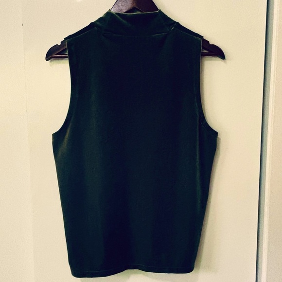 J. Crew| Green Velvet Mock Neck Sleeveless Top Sz L - Picture 2 of 4